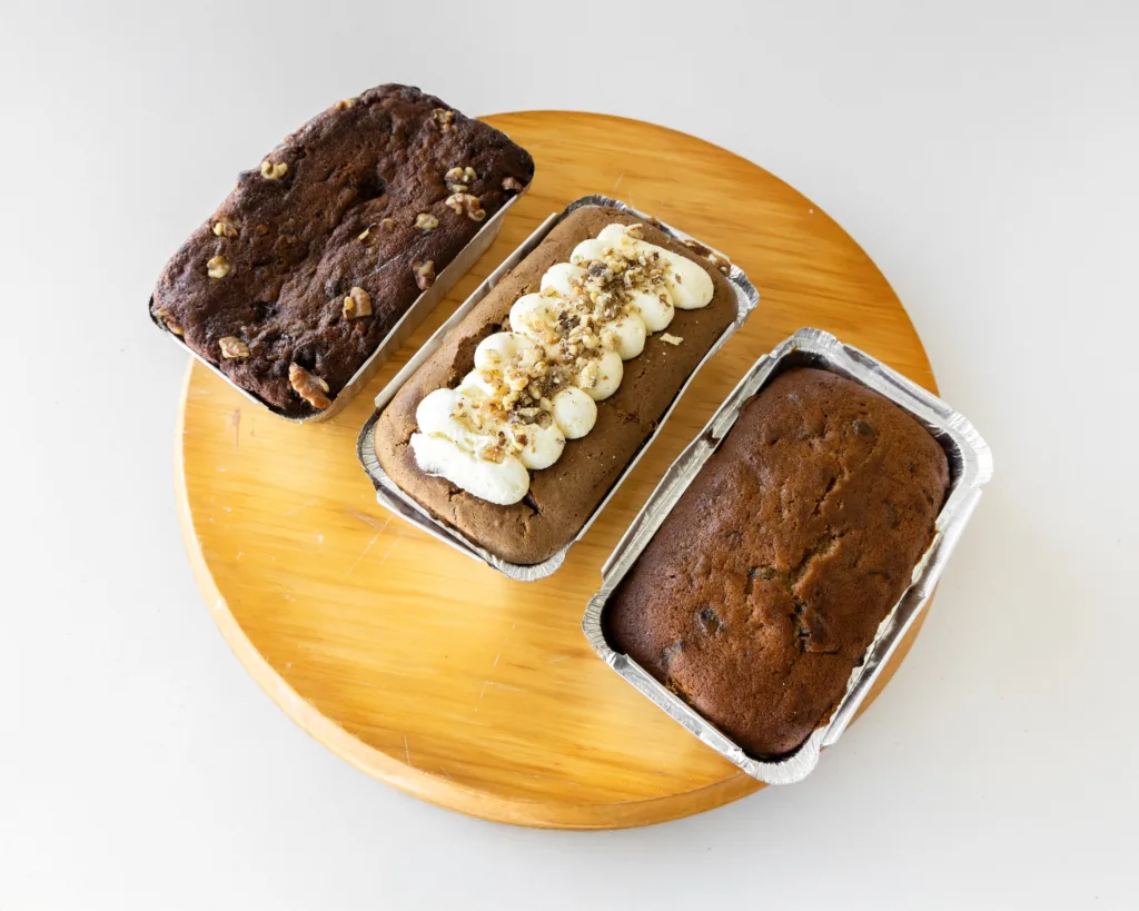 ClontarfCrusts'nCreams_LoafCakes_2880x2304